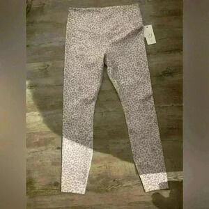 🌸NWT JUSTFAB Ladies Leggings - sz XL
